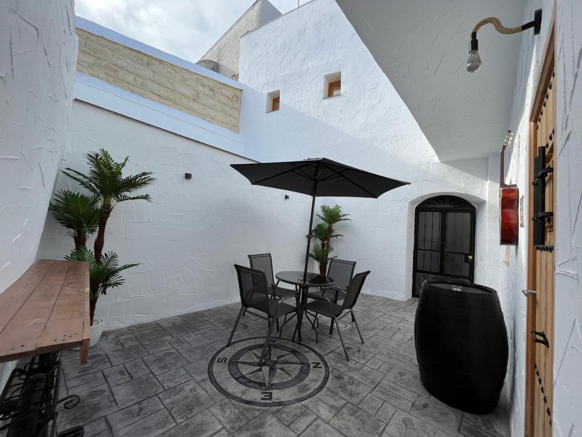 Apartamento La Lola - Patio Privado Jerez de la Frontera Exterior foto