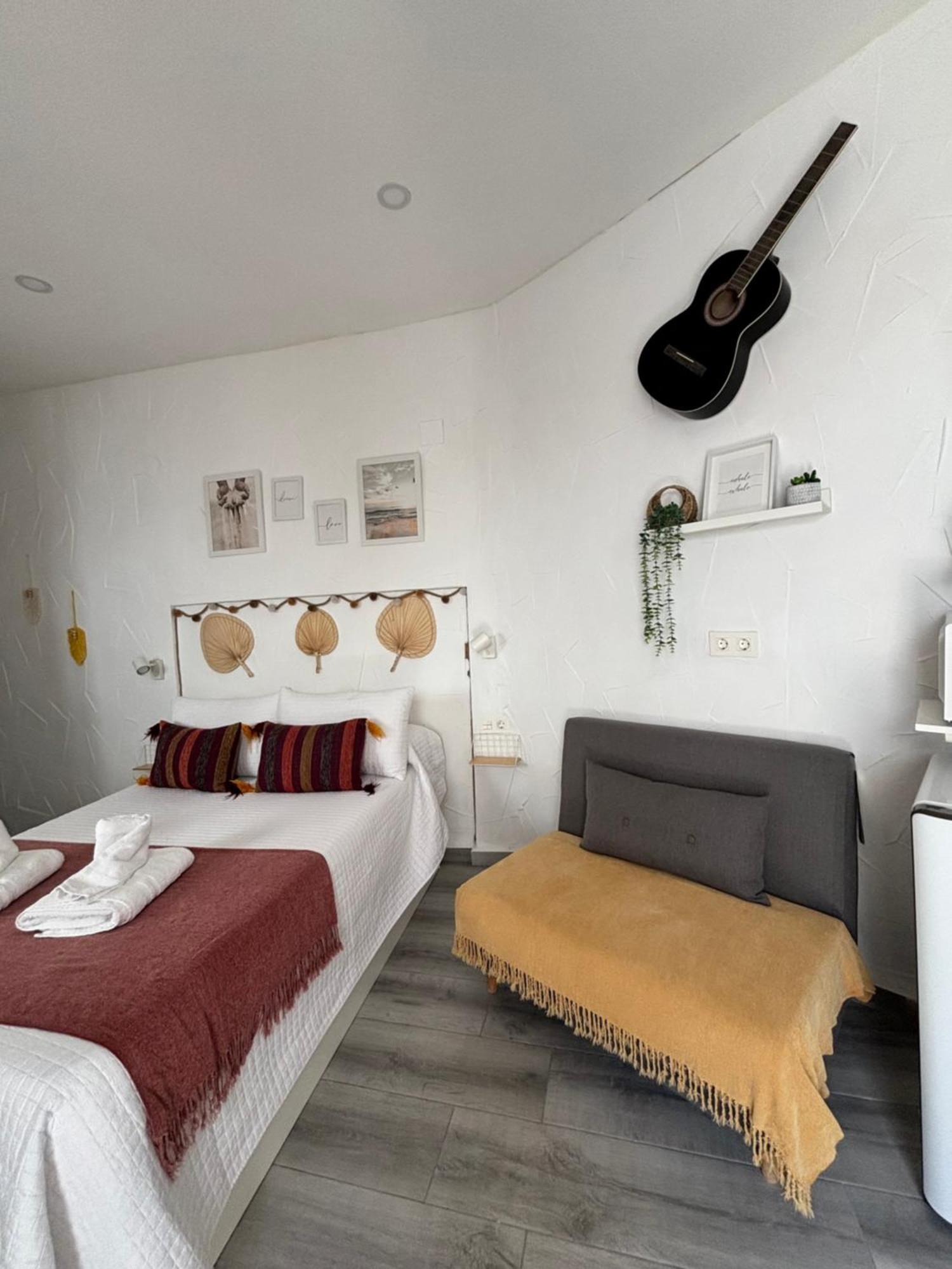 Apartamento La Lola - Patio Privado Jerez de la Frontera Exterior foto